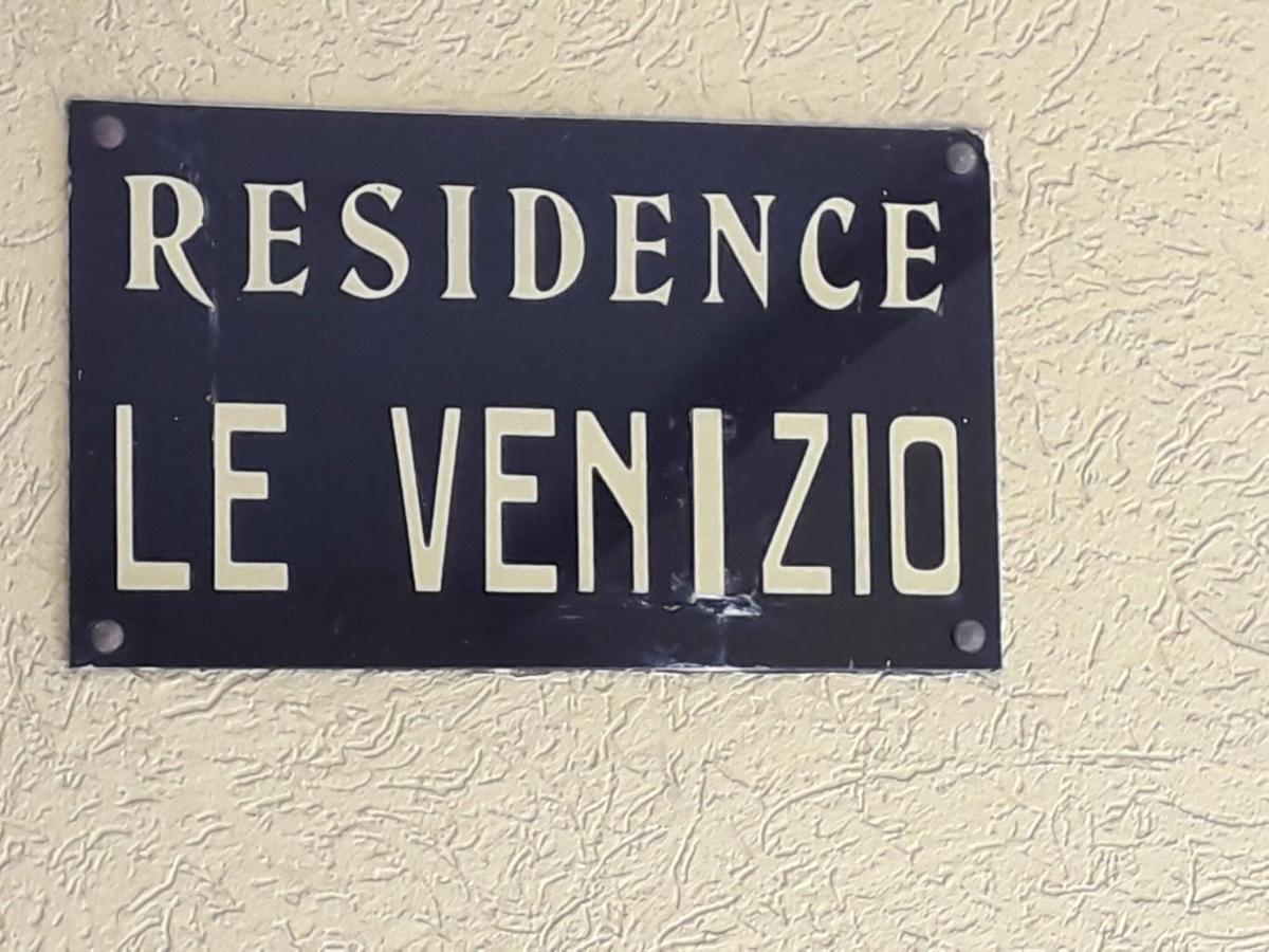 Le Venizio - Classe 2 Etoiles - T2 Climatise, Avec Terrasse, Parking, Pret De Velos, 10 Minutes A Pied Gare Et Centre Ville 세테 외부 사진